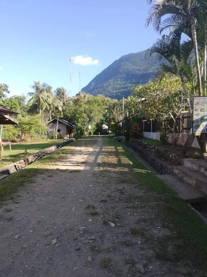 Lattanavongsa Guesthouse And Bungalows Muang Ngoi Exterior foto